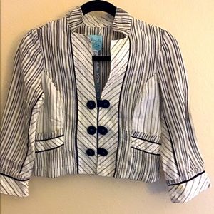 💥 MOVING SALE💥 Urban Outfitters Cropped Jacket